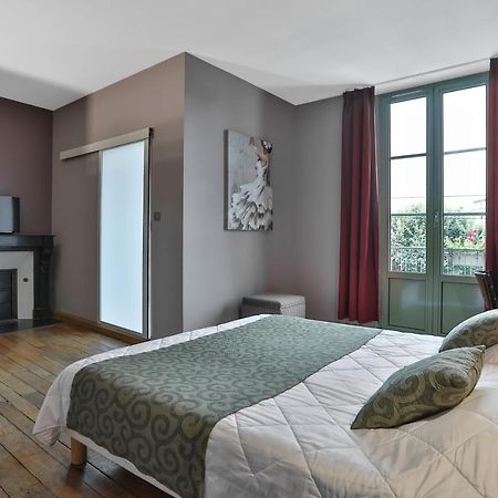 Le Coligny Hotel Brantôme Екстериор снимка